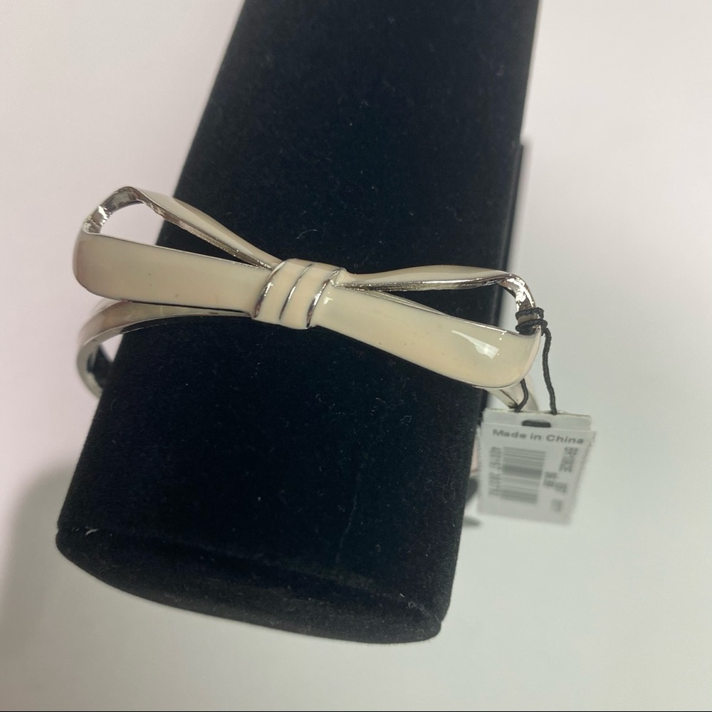 💍 Light tan Bow bracelet New Rue 21